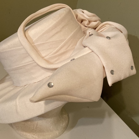 Beautiful Ivory Church Dress Hat by Lily Lee main image 11